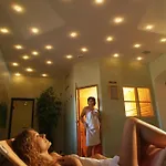 فندق روستيكا 4*