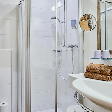 Rustika Hotel 4*