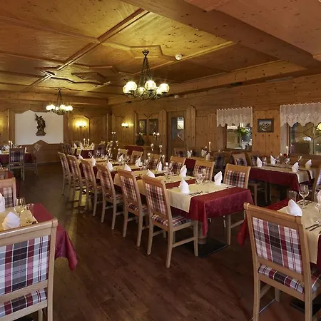 Hotel Rustika 4*