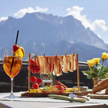 Hotel Rustika 4*