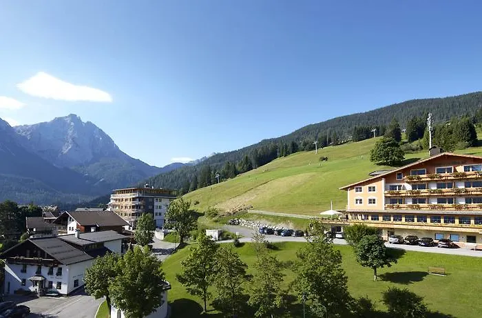 روستيكا ليرموس